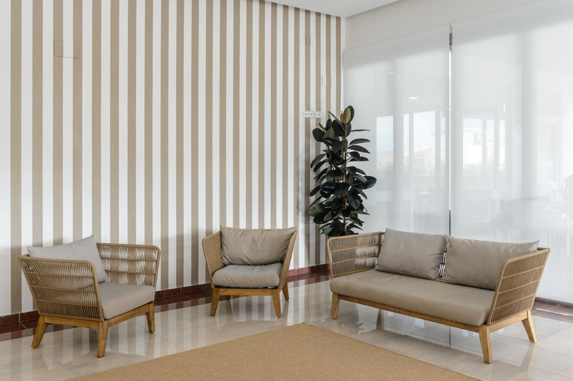 Hotel Vibra Riviera Sant Antoni de Portmany Esterno foto