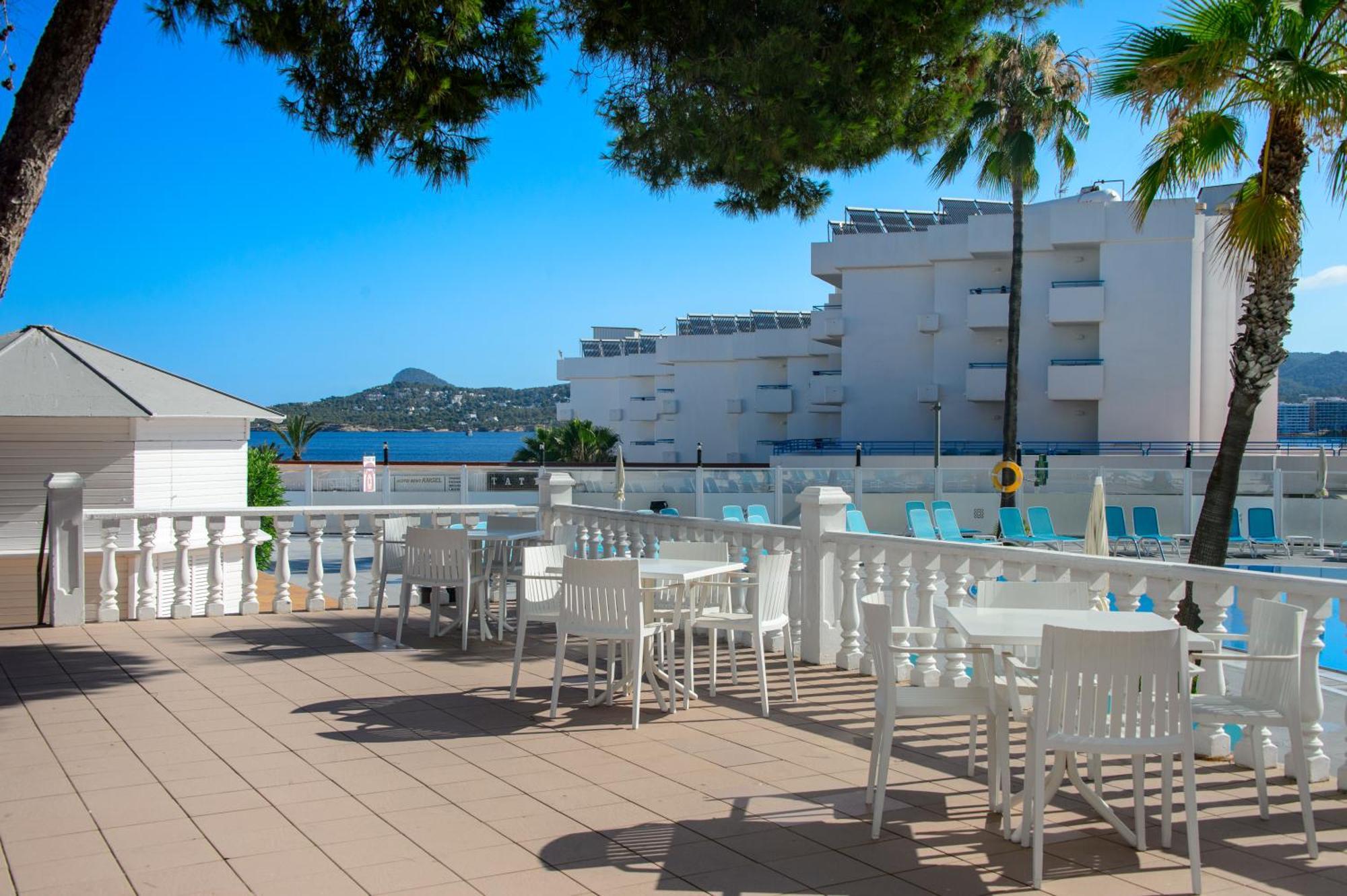 Hotel Vibra Riviera Sant Antoni de Portmany Esterno foto