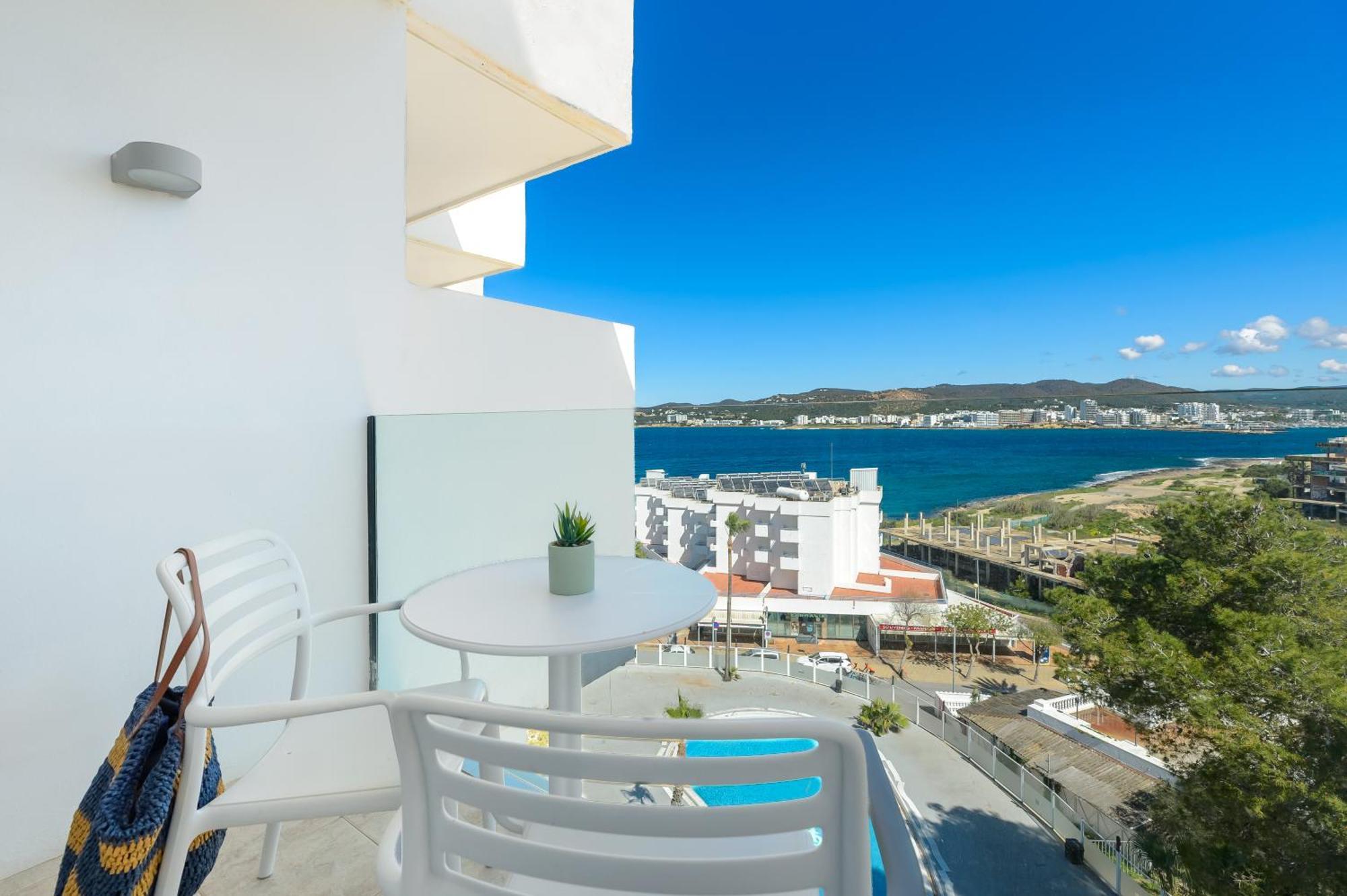 Hotel Vibra Riviera Sant Antoni de Portmany Esterno foto